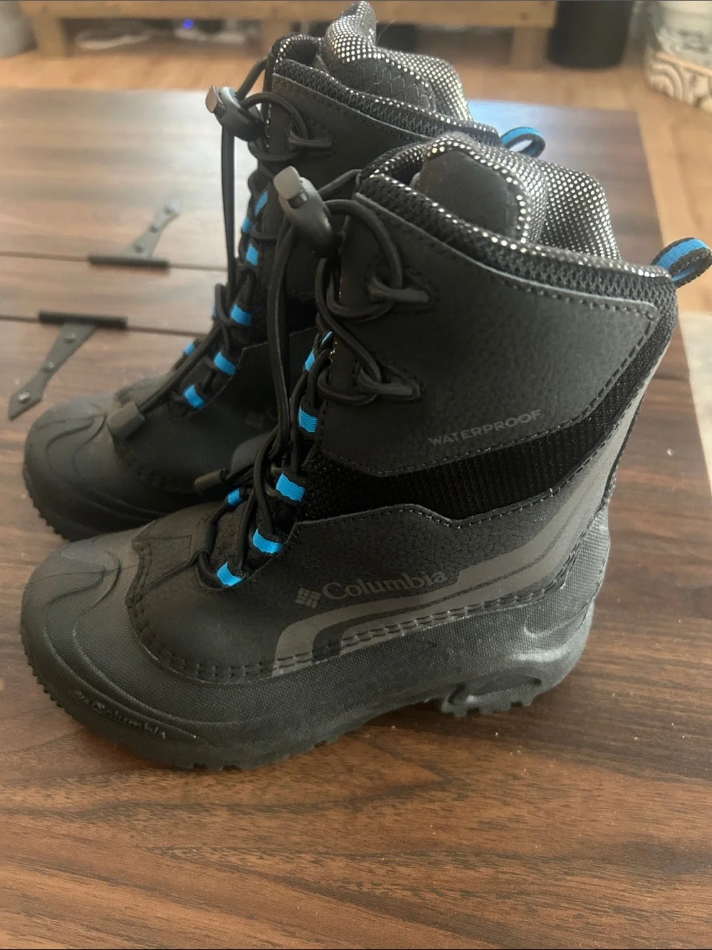 Brand New (no tags) Kids Columbia Black Winter Boots with Blue Accents